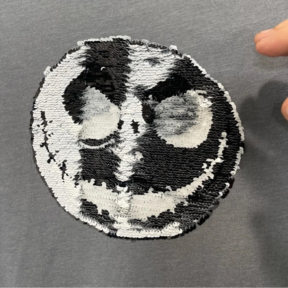 Disney Jack Skellington Gray Flip Sequin Shirt Small Nightmare Before Xmas - Picture 4 of 7